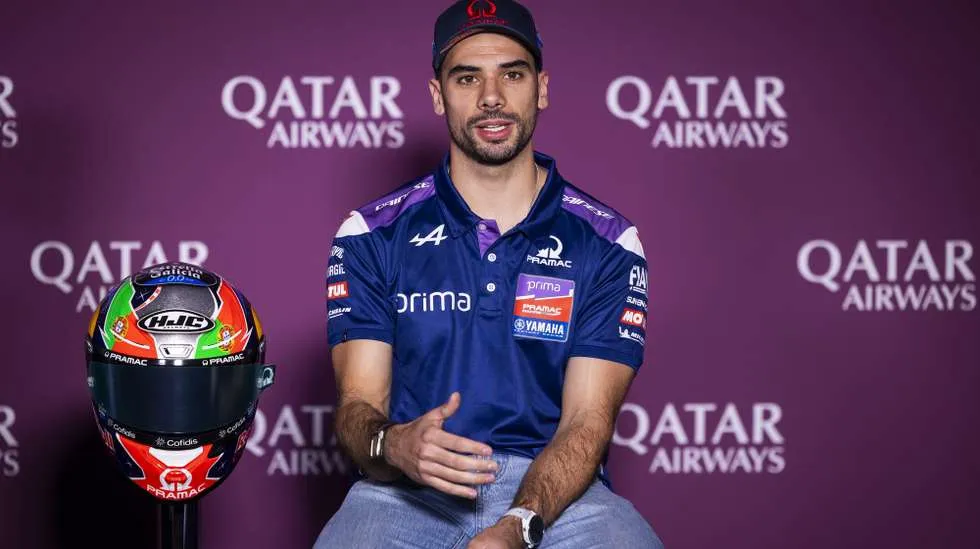 Miguel Oliveira recebido em Portimão por milhares de adeptos – Observador