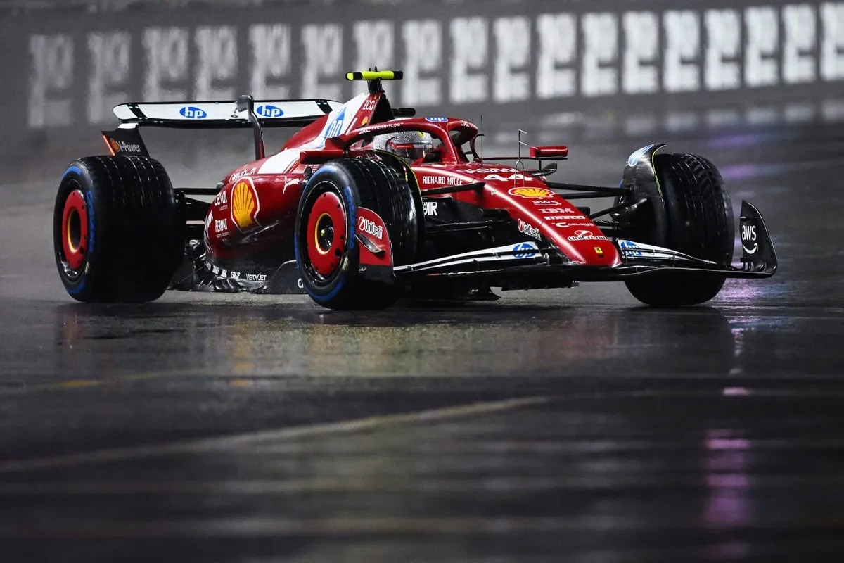 Lewis Hamilton qualifies last for Las Vegas Grand Prix as Ferrari struggles  continue - The Athletic